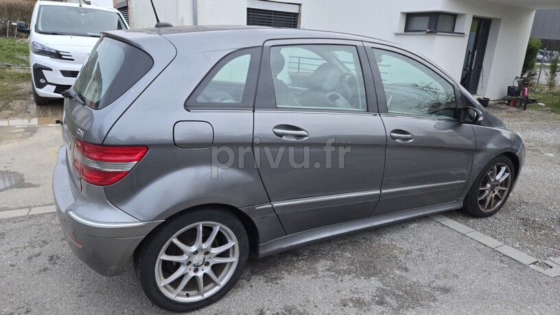 mercedes-b-180cdi-big-1
